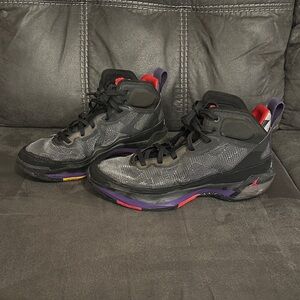 Jordan 3VII - 10.5 Black and Purple Athletic Sneakers